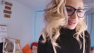 Lucy_Princes New Porn Video [Stripchat] - masturbation, topless, small-tits, foot-fetish, cheap-privates-young