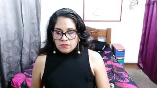 Watch Mistresskloe01 Leaked Porn Video [Stripchat] - mature, latin-mature, small-audience, kissing, couples