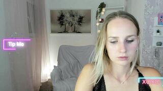 Amy_Rea18 Porn Videos - shaved, young, thin, dance, smile