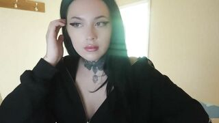 hazelxxxoo Porn Videos - wet, gamer, pretty face, natural, tattoos