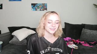 kennedykkay Camgirl Porn Video [Chaturbate] - college, firsttime, new, blonde