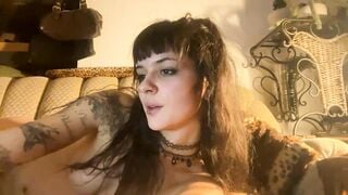 Watch redhotchillifuuuckerz New Porn Video [Chaturbate] - rockergirl, shavedpussy, glamour, flex, belly