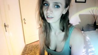 Muffinmoon Porn HD Videos [MyFreeCams] - tall, leggy, wiggles, messy, impatient