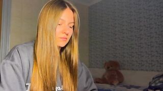 Watch Eve_Olive Porn Fresh Videos [MyFreeCams] - pretty, ukraine, new, long hair, cute