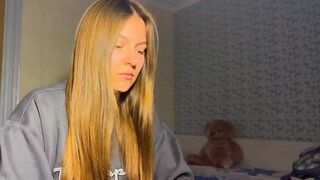 Watch Eve_Olive Porn Fresh Videos [MyFreeCams] - pretty, ukraine, new, long hair, cute