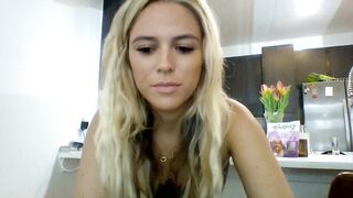 skyelynnxo New Porn Video [Chaturbate] - new, 18, skinny, teen, bigboobs