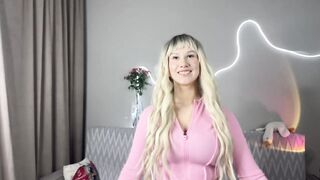 innocent_hanna Hot Porn Video [Chaturbate] - new, shy, 18, cute, petite