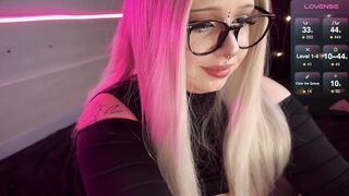 Watch dollskill_ Hot Porn Video [Chaturbate] - saliva, deepthroat, fuckmachine, ahegao, goth