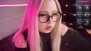Watch dollskill_ Hot Porn Video [Chaturbate] - saliva, deepthroat, fuckmachine, ahegao, goth