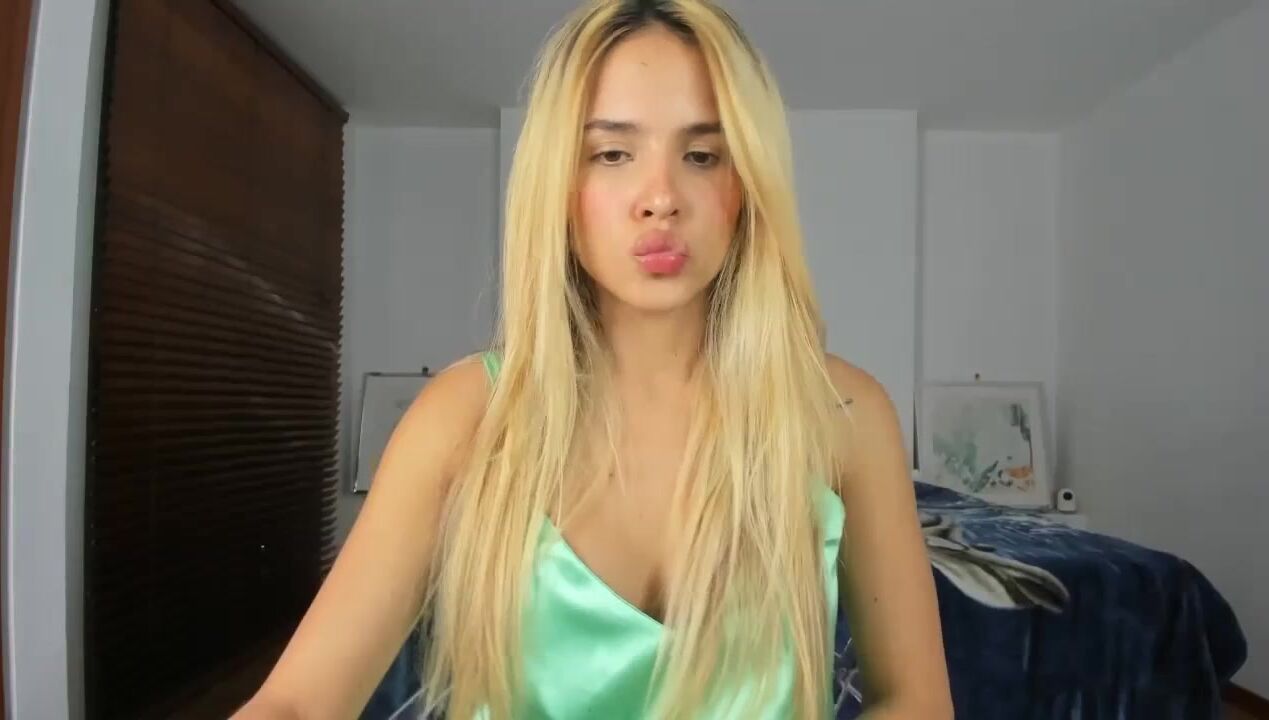 Watch EMILIANA_CRUZ Porn Fresh Videos [MyFreeCams] - paisa, medellin, latina, furry