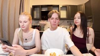 Watch walterback Hot Porn Video [Chaturbate] - new, couple, 18, lovense, cute