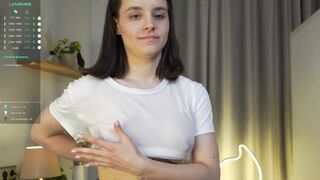 Watch shimmering_stars Camgirl Porn Video [Chaturbate] - new, young, 18, teen, cute
