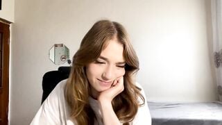 gwendolynharkey Camgirl Porn Video [Chaturbate] - new, young, shy, 18, skinny
