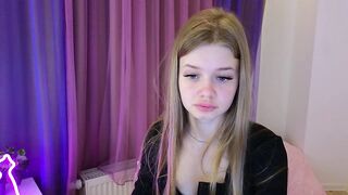 Watch riinaaa Camgirl Porn Video [Chaturbate] - new, shy, 18, blonde