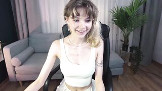 Watch blushmuse Camgirl Porn Video [Chaturbate] - new, shy, 18, skinny, blonde