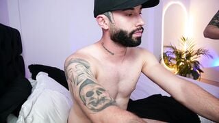 Watch little_vannesaa Hot Porn Video [Chaturbate] - tattoo, latina, lovense, teen, bigboobs