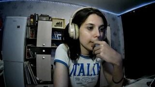 Watch alodieherlan Leaked Porn Video [Chaturbate] - new, shy, 18, brunette, cute