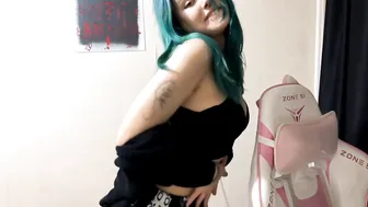Watch velvet_twist_drip_meow_'s Porn Collection ...