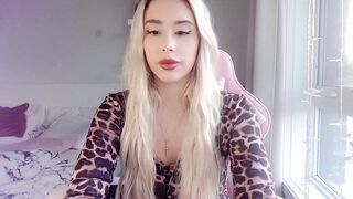 BarbieAmy Porn Fresh Videos [MyFreeCams] - petite, ass, amazing, young, cute