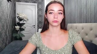 EmeraldLilyyy Porn HD Videos [MyFreeCams] - tips, romantic, student, great, intelligent