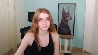 Leyla_Kisss Porn Fresh Videos [MyFreeCams] - new model, 18, happy, amazing, spanking