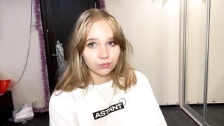 Watch gaynaamond Hot Porn Video [Chaturbate] - new, shy, 18, blonde, bigboobs