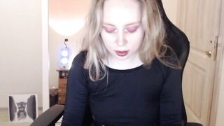 Watch silvercherub Camgirl Porn Video [Chaturbate] - bigass, blondie, hot, curly, blowjob