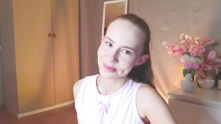 cuute_angell Camgirl Porn Video [Chaturbate] - natural, skinny, blonde, teen, cute
