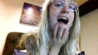 Watch helltoheaven22 Camgirl Porn Video [Chaturbate] - smoking, baldpussy, boobs, bigpussylips, abs