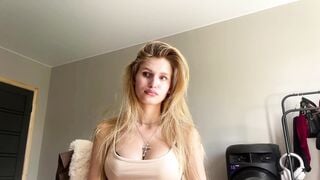 fantasy_picture Camgirl Porn Video [Chaturbate] - 18, blonde, teen, cute, bigboobs