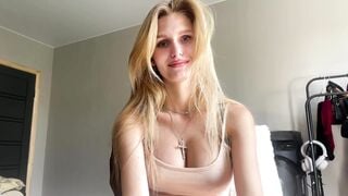 fantasy_picture Camgirl Porn Video [Chaturbate] - 18, blonde, teen, cute, bigboobs