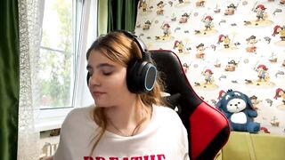 tenishamilin Camgirl Porn Video [Chaturbate] - new, shy, 18, blond, cute