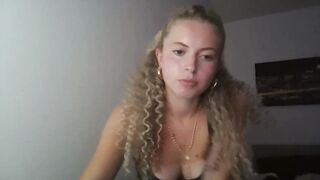 sara_baller New Porn Video [Chaturbate] - fingerass, slut, bigbutt, sexy