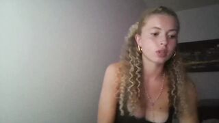 sara_baller New Porn Video [Chaturbate] - fingerass, slut, bigbutt, sexy