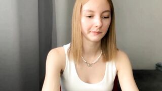 autumnroginson Camgirl Porn Video [Chaturbate] - new, shy, 18, skinny, nonude