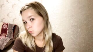 miahavlicek New Porn Video [Chaturbate] - new, shy, 18, blonde, skinny
