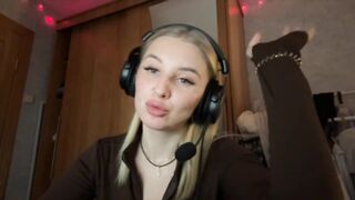 tawnyschlaefli Camgirl Porn Video [Chaturbate] - new, young, 18, teen, cute