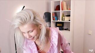 feveraura Camgirl Porn Video [Chaturbate] - new, bigass, shy, 18, skinny