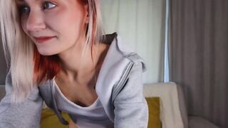 piabathurst Camgirl Porn Video [Chaturbate] - new, shy, smalltits, wet, 18