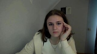 Keysi_mil Porn Video Record: 18, student, private, natural tits, sexy