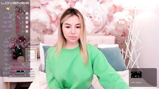 SofiBloom Porn Video Record: sport, sweety, slim, role play, honest