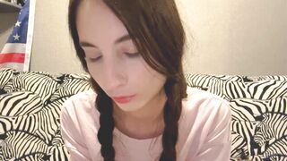 Watch minhblomme Camgirl Porn Video [Chaturbate] - new, shy, 18, teen, cute