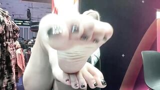 Watch goddesslilith New Porn Video [Chaturbate] - femdom, sph, humiliation, findom, footfetish