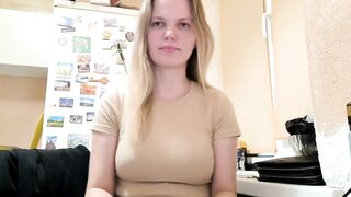 nidarobichau New Porn Video [Chaturbate] - new, shy, 18, skinny, bigboobs
