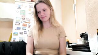 nidarobichau New Porn Video [Chaturbate] - new, shy, 18, skinny, bigboobs