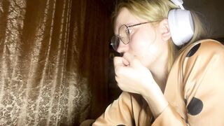 Watch maybelleensminger Hot Porn Video [Chaturbate] - young, shy, 18, skinny, teen