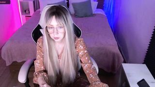 Watch sofiisun Camgirl Porn Video [Chaturbate] - new, feet, smalltits, shy, 18