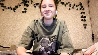 kylaflum Hot Porn Video [Chaturbate] - new, young, shy, 18, skinny