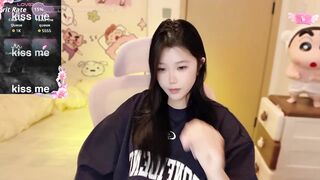 Watch gorgeous_girl33 Leaked Porn Video [Chaturbate] - lovense, 18, asian, squirt, bigboobs