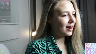 amanda_sayhey Camgirl Porn Video [Chaturbate] - new, bigass, shy, 18, little